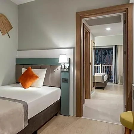Hotel Arcanus Trendline Side